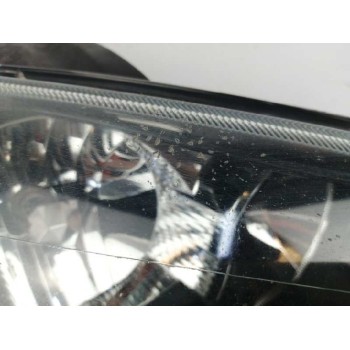 Recambio de faro derecho para ford focus berlina (cap) 1.8 tdci turbodiesel cat referencia OEM IAM 4M5113W029JC RASCADO 