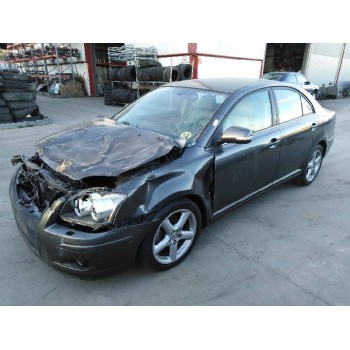 toyota avensis berlina (t25) del año 2007
