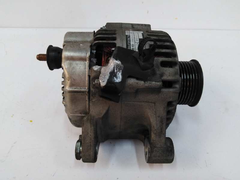 Recambio de alternador para kia sorento 2.5 crdi referencia OEM IAM 373004A300 110A 021319212