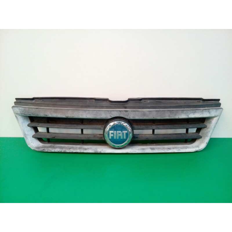 Recambio de rejilla delantera para fiat ducato combi 15 (desde 03.02) 2.3 jtd  batalla 3200 mm referencia OEM IAM 132915801  
