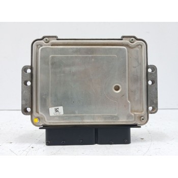 Recambio de centralita motor uce para opel astra h gtc (a04) 1.7 cdti (l08) referencia OEM IAM 55560810  0281012694