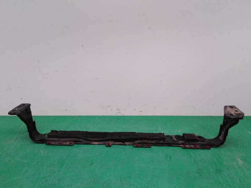 Recambio de travesaño inferior para ford focus lim. (cb8) 1.0 ecoboost cat referencia OEM IAM 1918796  