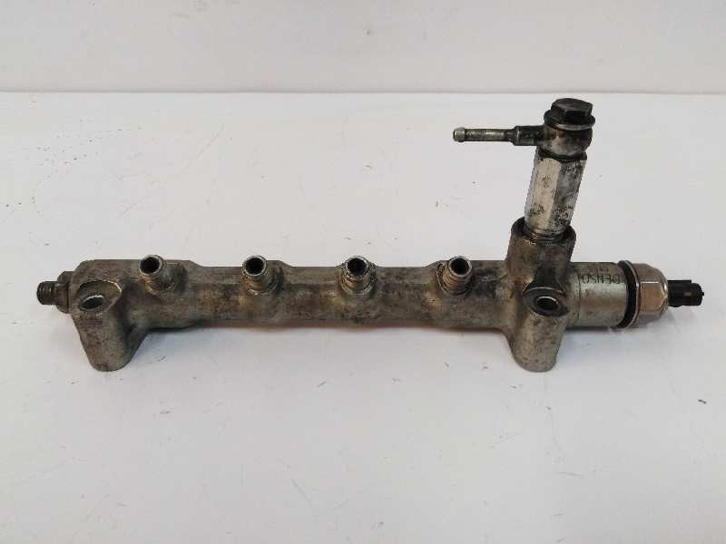 Recambio de rampa inyectora para opel zafira b cosmo referencia OEM IAM 090001N06681 55PP0501 