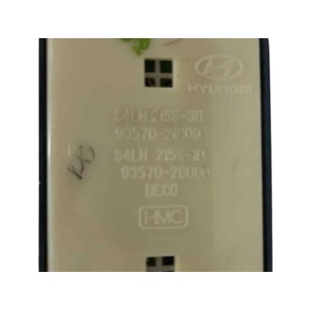 Recambio de mando elevalunas delantero izquierdo para hyundai santa fe (sm) 2.0 crdi cat referencia OEM IAM 9357026100 935702600