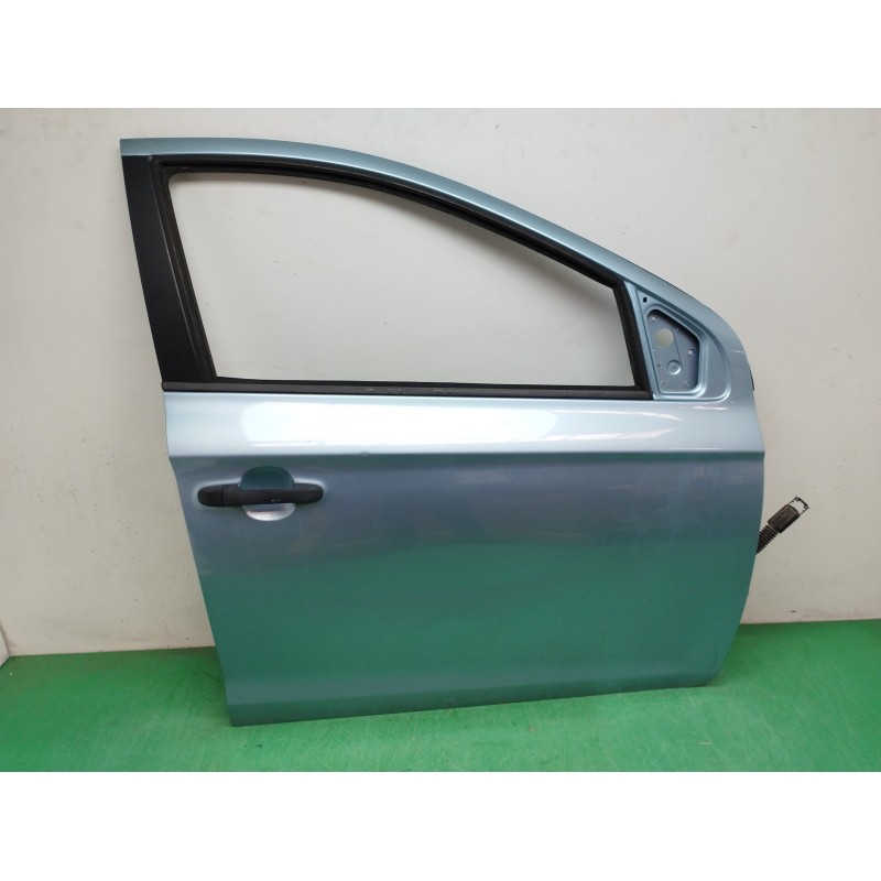 Recambio de puerta delantera derecha para hyundai i20 i (pb, pbt) 1.4 crdi referencia OEM IAM  NECESITA REPARACION 