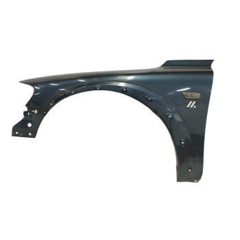 Recambio de aleta delantera izquierda para volvo xc70 2.4 diesel cat referencia OEM IAM  OBSERVAR FOTOS 