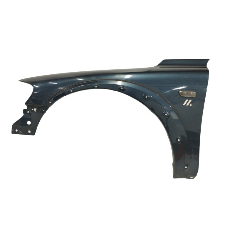 Recambio de aleta delantera izquierda para volvo xc70 2.4 diesel cat referencia OEM IAM  OBSERVAR FOTOS 