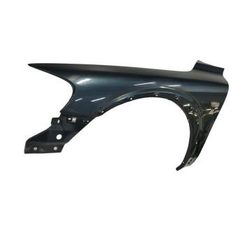 Recambio de aleta delantera izquierda para volvo xc70 2.4 diesel cat referencia OEM IAM  OBSERVAR FOTOS 