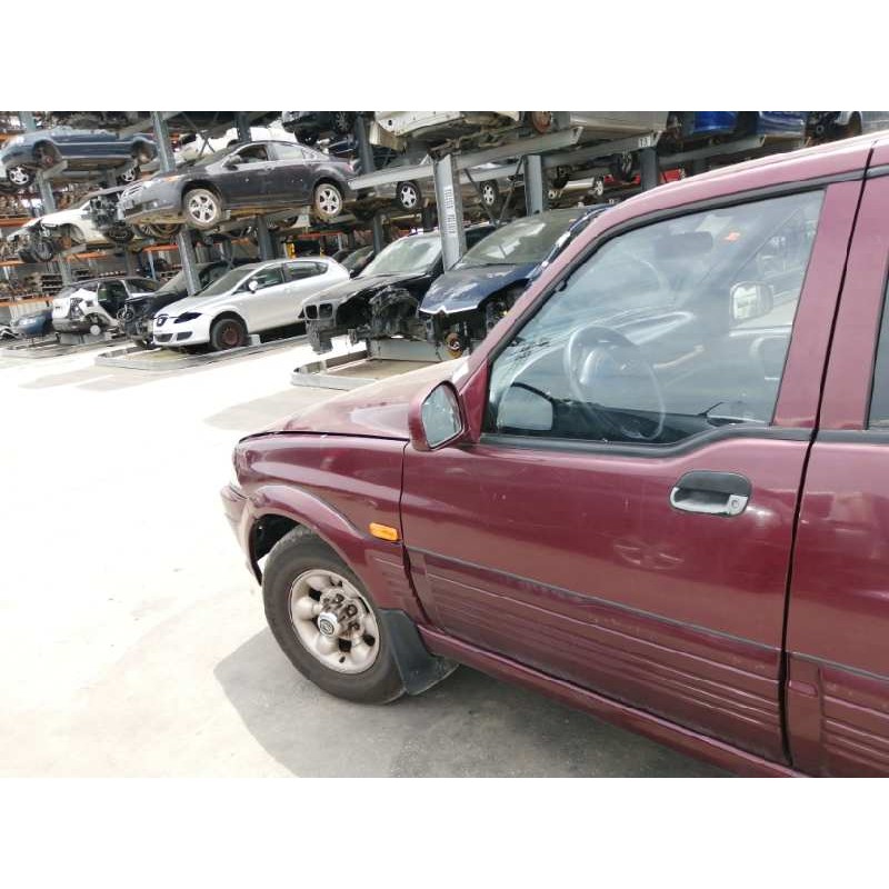Recambio de puerta delantera izquierda para ssangyong musso (fj) 2.9 td referencia OEM IAM   
