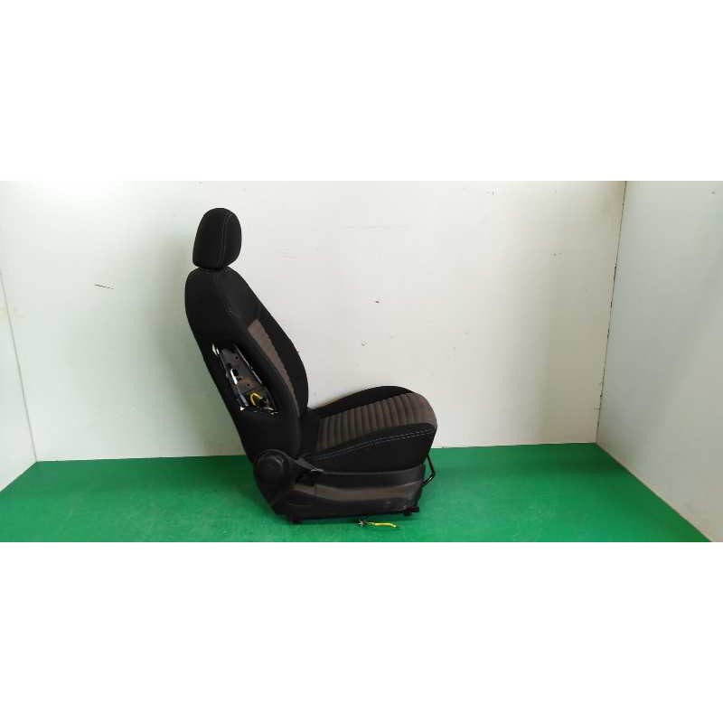 ASIENTO DELANTERO DERECHO