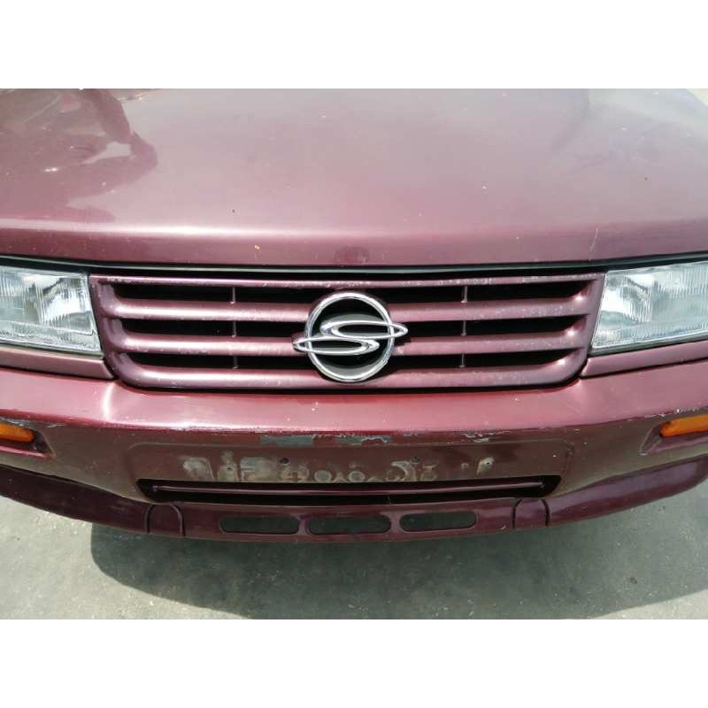 Recambio de rejilla delantera para ssangyong musso (fj) 2.9 td referencia OEM IAM   