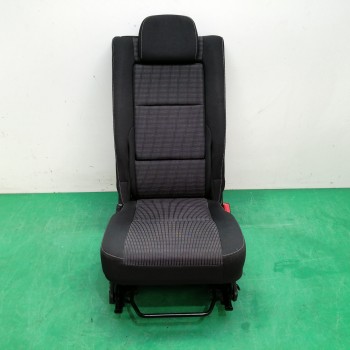 ASIENTO TRASERO MEDIO 
