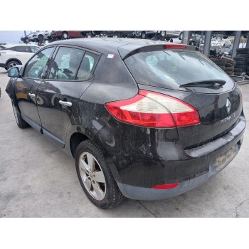 renault megane iii berlina 5 p del año 2008