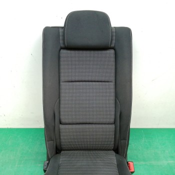 Recambio de asiento trasero medio para toyota verso 1.8 16v cat referencia OEM IAM   