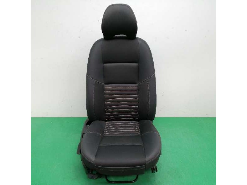 Recambio de asiento delantero derecho para volvo s40 berlina 2.0 diesel cat referencia OEM IAM Recambio de asiento delantero derecho para volvo s40 berlina 2.0 diesel cat referencia OEM IAM