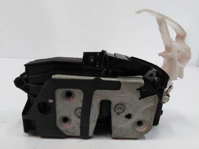 Recambio de cerradura puerta trasera derecha para ford focus lim. (cb8) 1.0 ecoboost cat referencia OEM IAM BM5AA26412AE 9217641