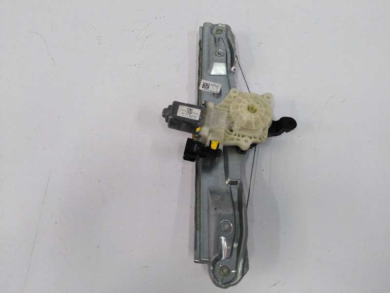 Recambio de elevalunas trasero izquierdo para ford focus lim. (cb8) 1.0 ecoboost cat referencia OEM IAM BM51A27001BC 92476104 Recambio de elevalunas trasero izquierdo para ford focus lim. (cb8) 1.0 ecoboost cat referencia OEM IAM BM51A27001BC 92476104