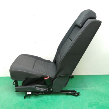 Recambio de asiento trasero medio para toyota verso 1.8 16v cat referencia OEM IAM   