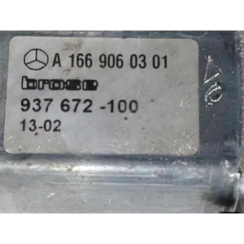 MOTOR ELEVALUNAS DELANTERO DERECHO 937672100