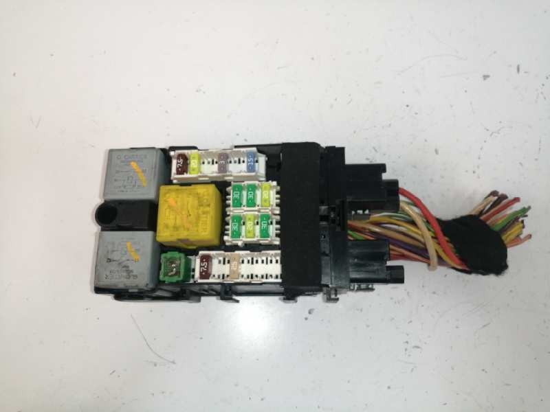 Recambio de caja reles / fusibles para citroën c4 picasso 1.6 blue-hdi fap referencia OEM IAM 9665492680  