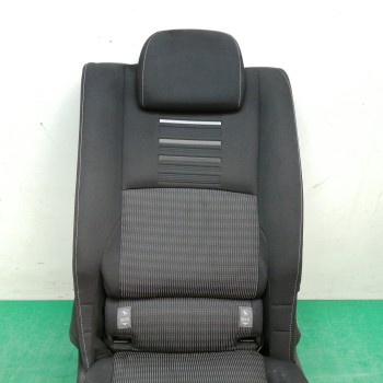 Recambio de asientos trasero izquierdo para toyota verso 1.8 16v cat referencia OEM IAM   