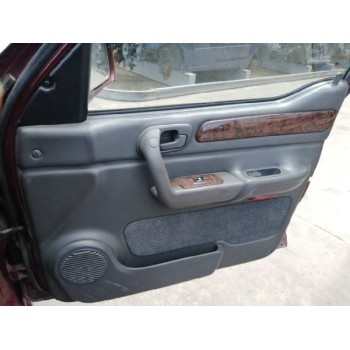 GUARNECIDO PUERTA DELANTERA DERECHA 