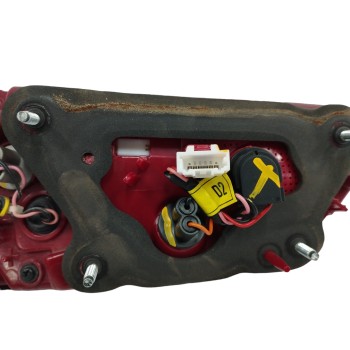 Recambio de piloto trasero derecho interior para kia optima 1.7 crdi cat referencia OEM IAM 92404D4  