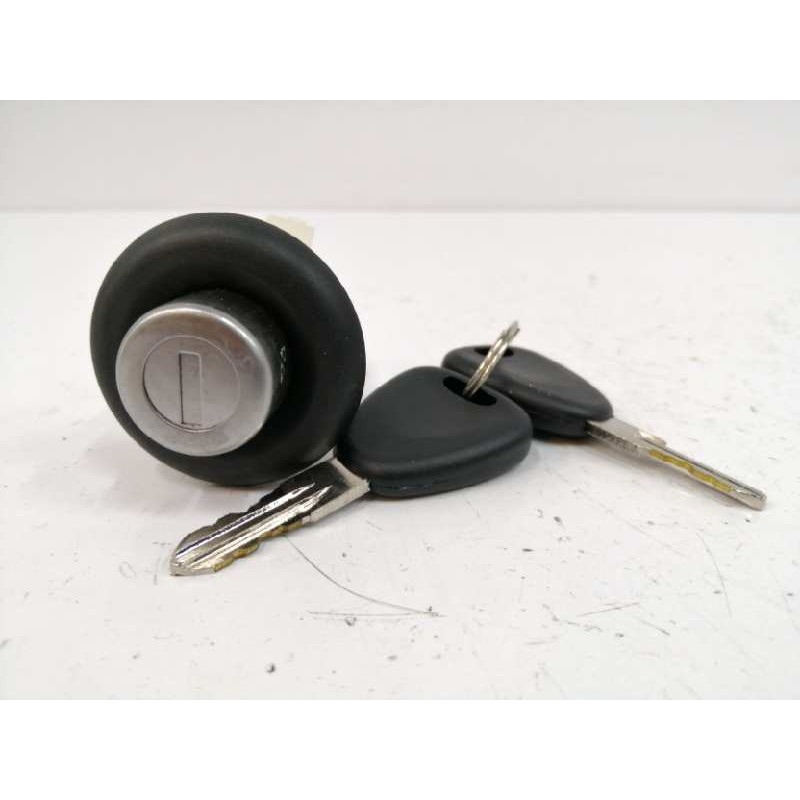 Recambio de bombin porton trasero para dacia sandero 1.5 dci diesel cat referencia OEM IAM FX0202069  