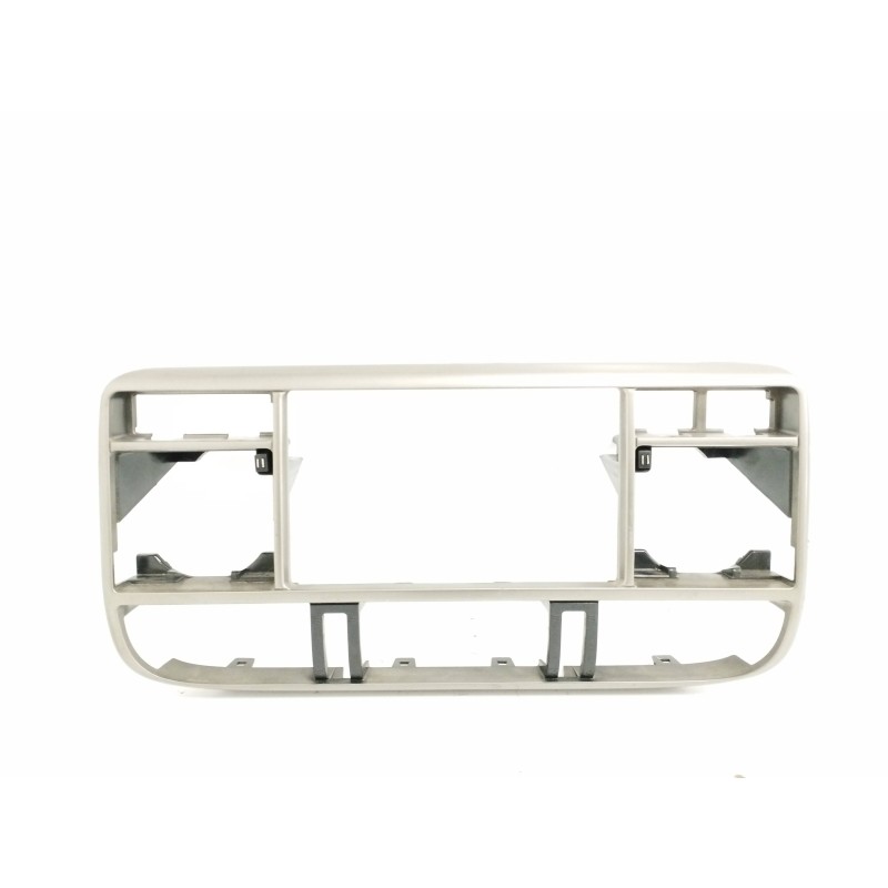 Recambio de consola central para nissan x-trail (t30) 2.0 16v cat referencia OEM IAM 682608H300 687508H900 