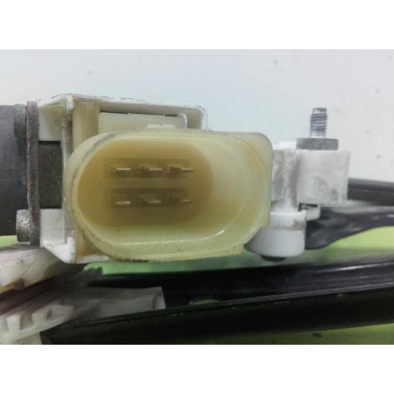 ELEVALUNAS DELANTERO IZQUIERDO 7067795 CARIBE