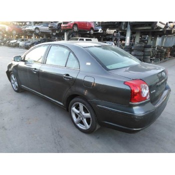 toyota avensis berlina (t25) del año 2007
