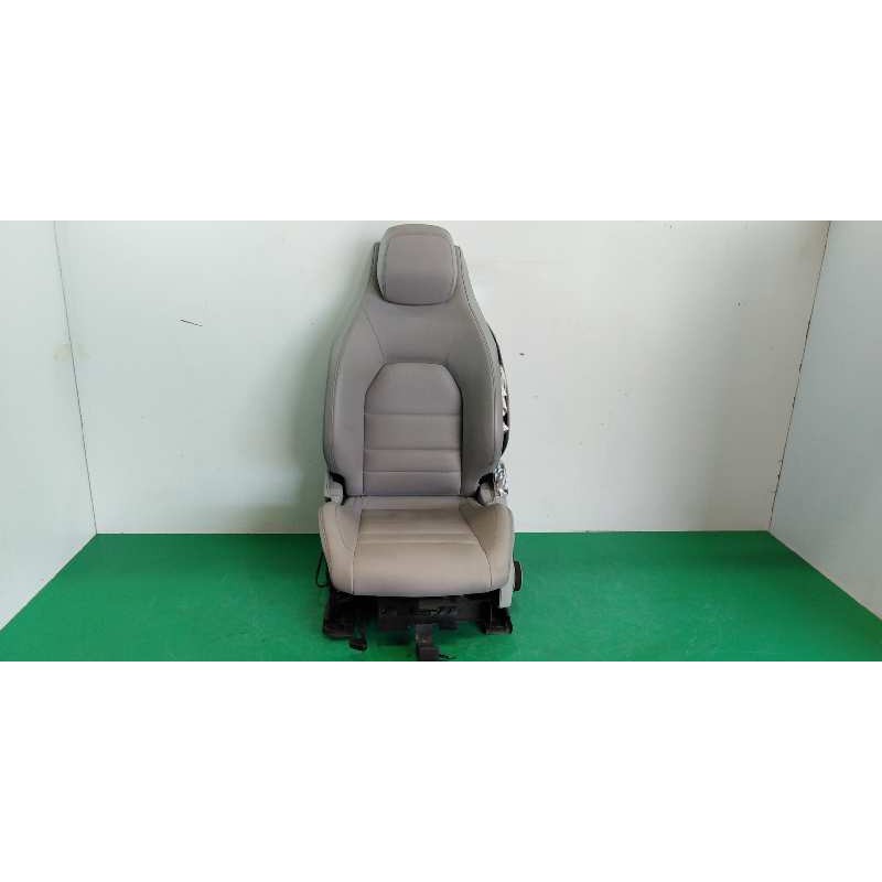 Recambio de asiento delantero izquierdo para mercedes-benz clase c coupé (c204) c 220 cdi (204.302) referencia OEM IAM  PROTECTO
