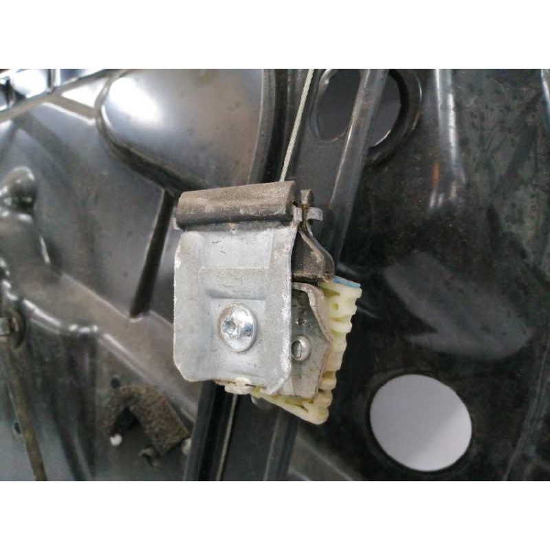 ELEVALUNAS DELANTERO IZQUIERDO 3AA959702A 3C0959792C