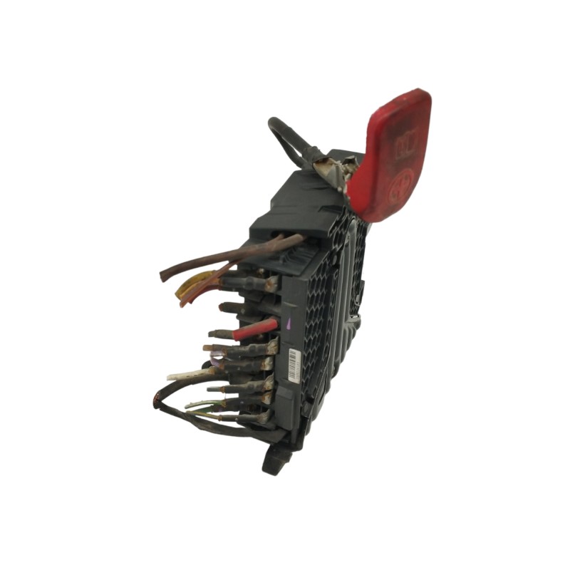 CAJA RELES / FUSIBLES