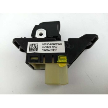 Recambio de mando elevalunas trasero derecho para kia stonic (ybcuv) 1.0 tgdi cat referencia OEM IAM 93590H8000WK  