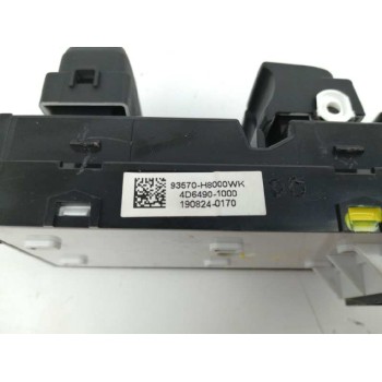 Recambio de mando elevalunas delantero izquierdo para kia stonic (ybcuv) 1.0 tgdi cat referencia OEM IAM 93570H8000WK  
