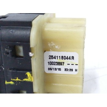 Recambio de mando elevalunas delantero izquierdo para renault clio iv 1.5 dci diesel fap referencia OEM IAM 254118044R ENCHUFE B