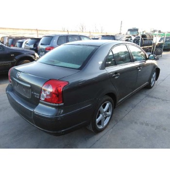 toyota avensis berlina (t25) del año 2007