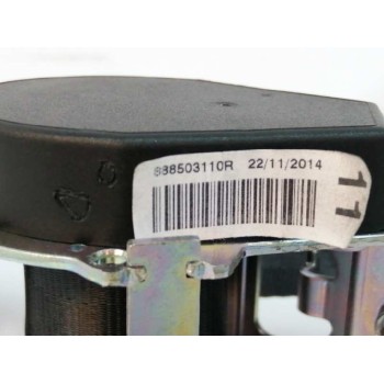 Recambio de cinturon seguridad trasero central para renault clio iv 1.5 dci diesel fap referencia OEM IAM 888503110R  