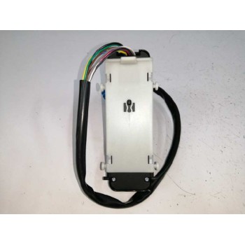 Recambio de mando elevalunas delantero izquierdo para mercedes-benz clase c (w203) berlina 270 cdi (203.016) referencia OEM IAM 