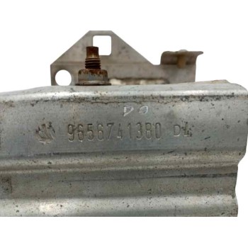 Recambio de refuerzo paragolpes delantero para peugeot 308 sw sport referencia OEM IAM 9656741380  