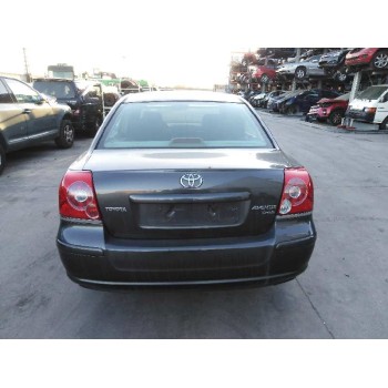 toyota avensis berlina (t25) del año 2007