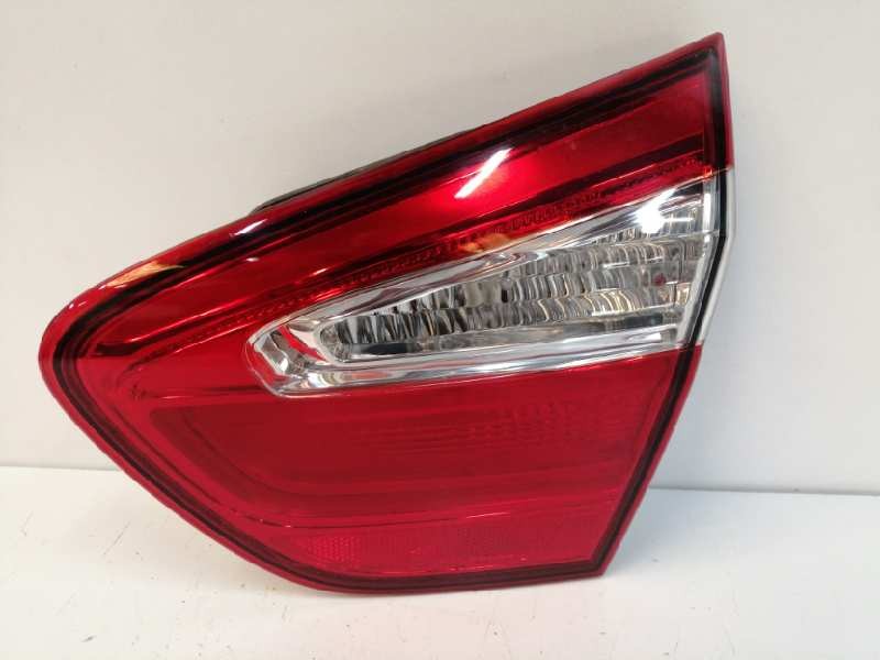 Recambio de piloto trasero derecho interior para kia rio 1.2 cat referencia OEM IAM 924041W2 Recambio de piloto trasero derecho interior para kia rio 1.2 cat referencia OEM IAM 924041W2