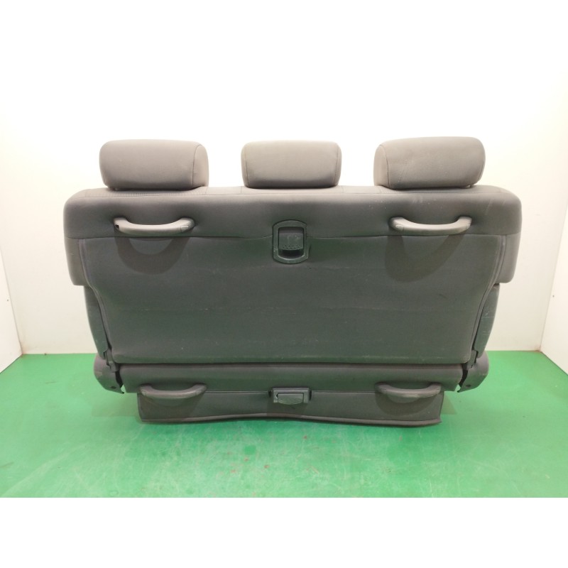 ASIENTOS TERCERA FILA