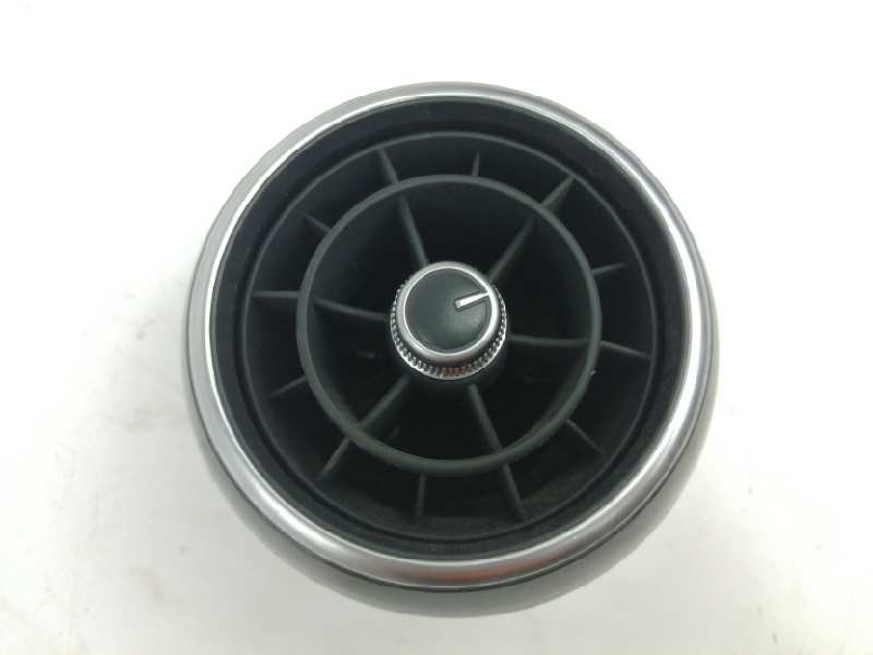 Recambio de rejilla aireadora para audi a1 sportback (8xf) 1.0 tfsi referencia OEM IAM 8X1820902  