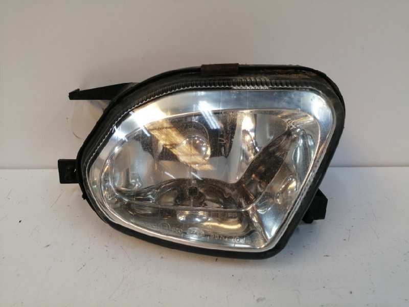 Recambio de faro antiniebla izquierdo para mercedes-benz clase e (w211) berlina 3.2 cdi cat referencia OEM IAM A2118200556  