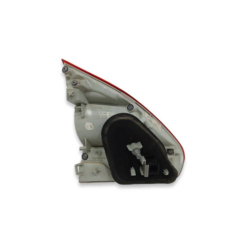 PILOTO TRASERO DERECHO INTERIOR