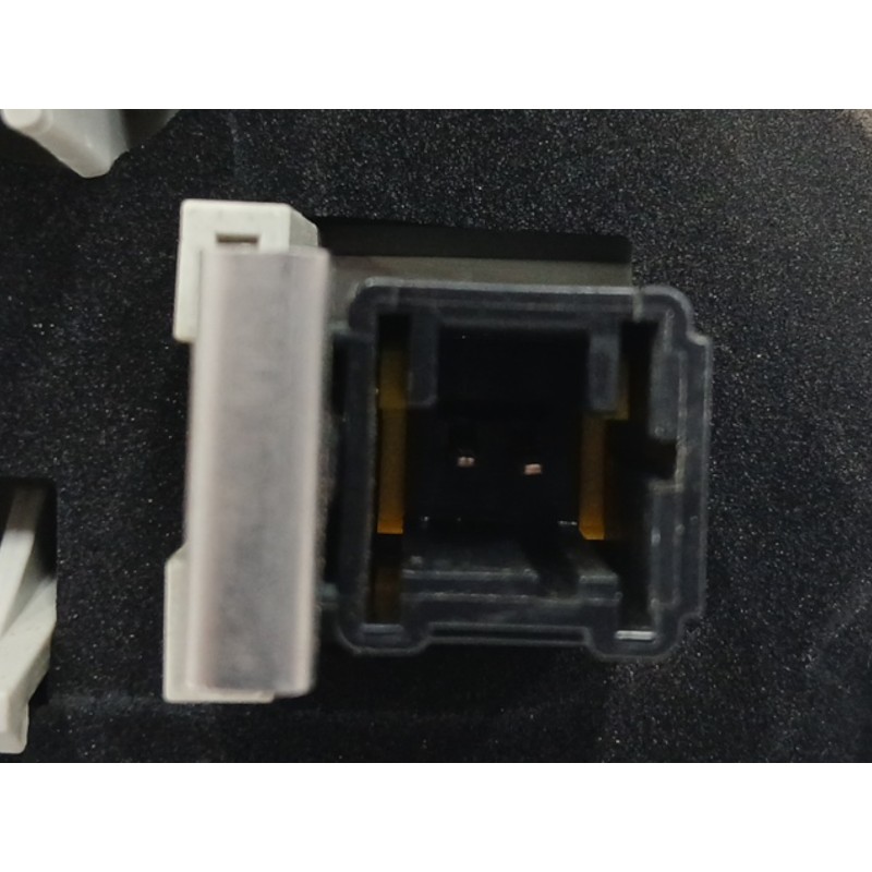 PILOTO TRASERO DERECHO INTERIOR