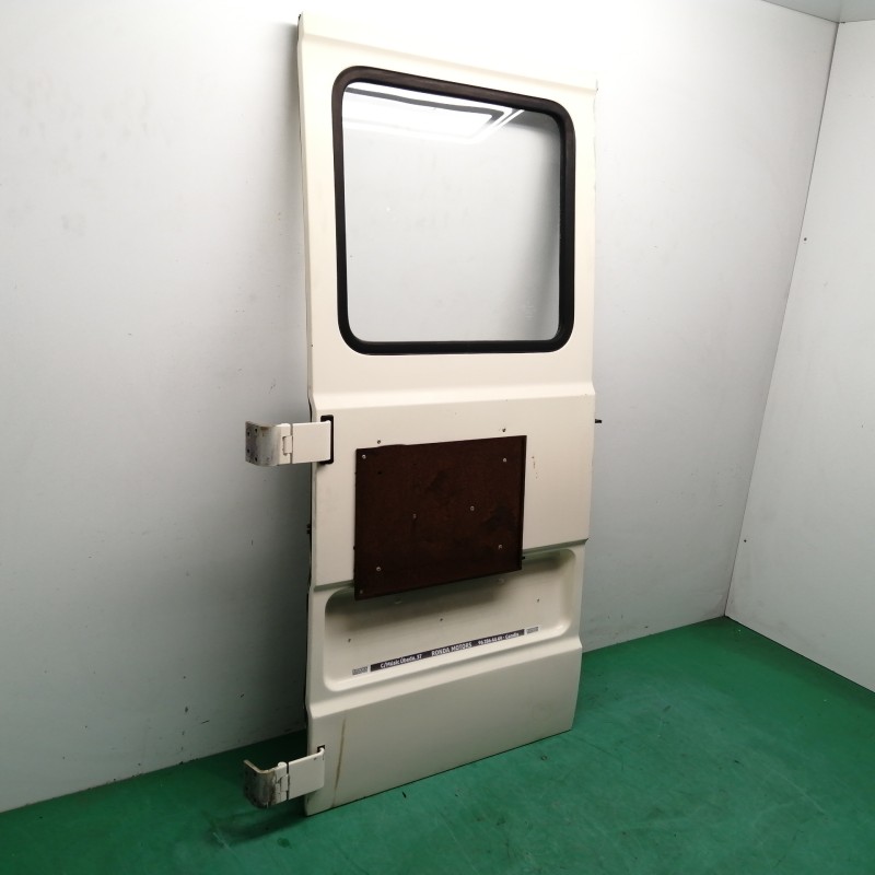 PORTON TRASERO IZQUIERDO OBSERVAR FOTOS