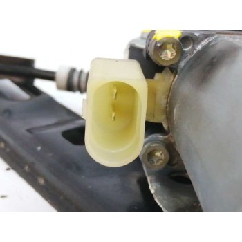 Recambio de elevalunas delantero derecho para bmw serie 3 berlina (e46) 2.0 16v referencia OEM IAM FUNDA 67628362064 